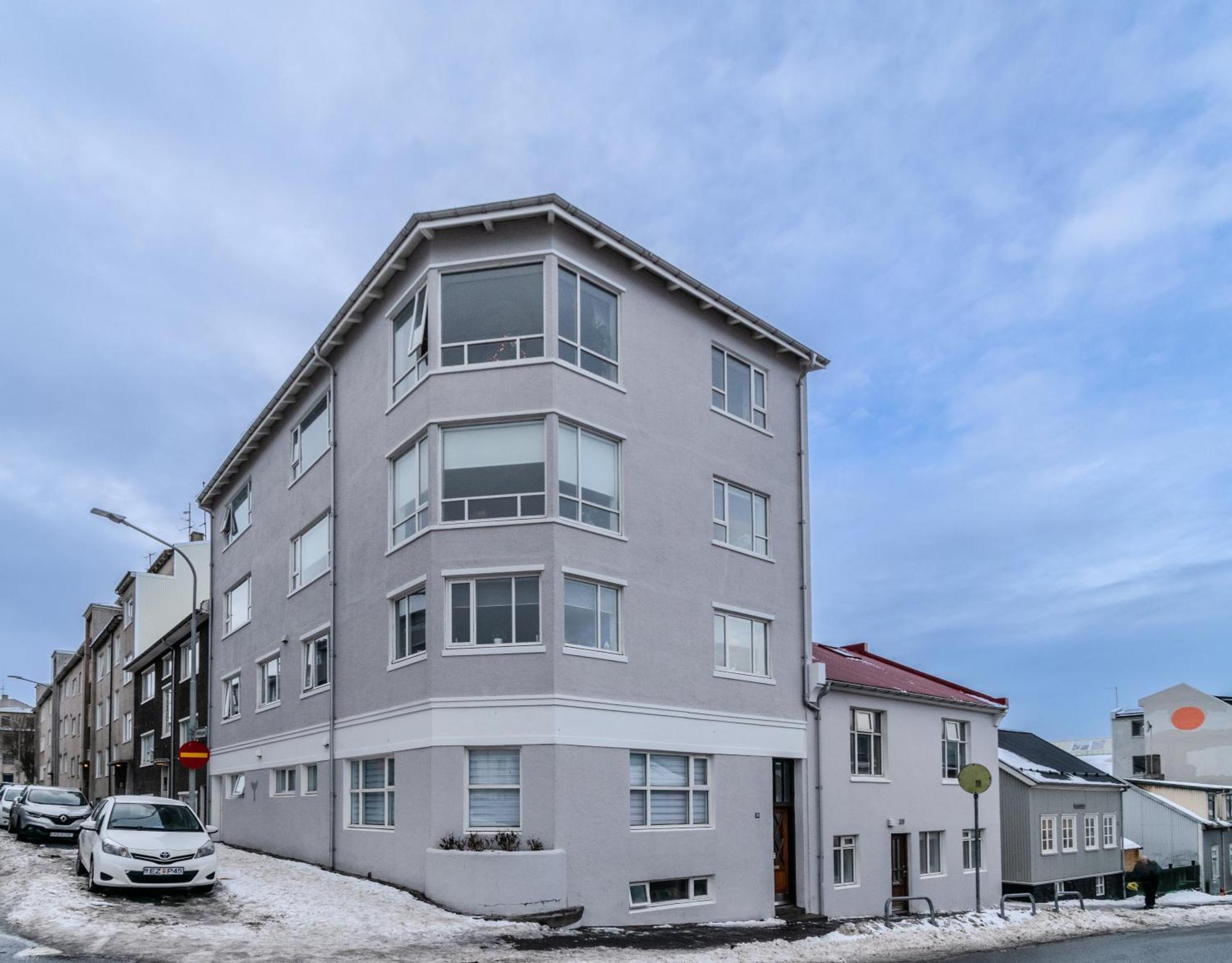 Framnesvegur - Two Bedroom Central Apartment Reykjavik Bagian luar foto